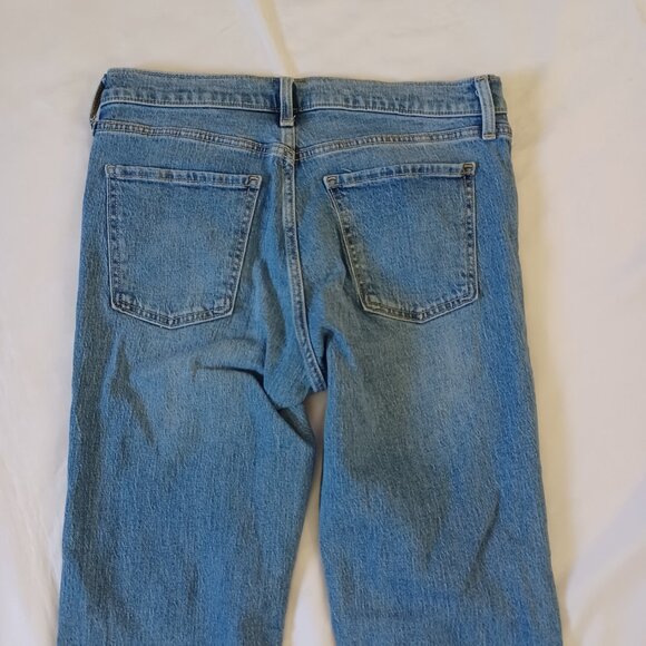 Old Navy  Women's WOW Jeans Boyfriend Midrise Medium Wash Size 6 Long - Picture 5 of 10